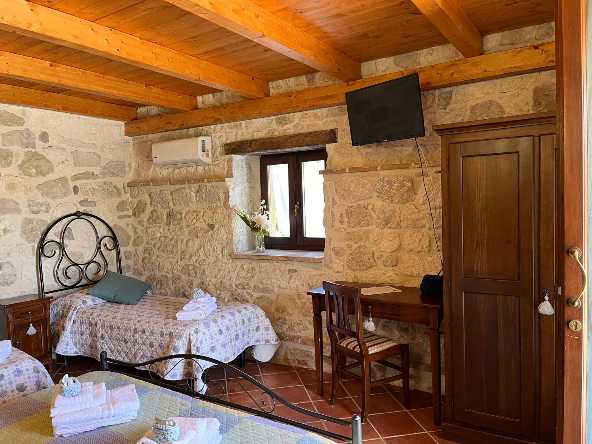 Country House Antiche Dimore Abbateggio Exterior foto